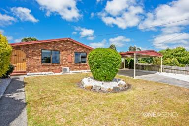 House For Sale - TAS - Smithton - 7330 - Neat As A Pin In The Most Convenient Of Locations!  (Image 2)