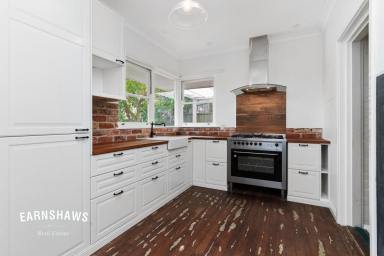 House For Lease - WA - Koongamia - 6056 - Rustic Meets Modern  (Image 2)