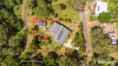 House For Sale - QLD - Lamb Island - 4184 - 2 Dwellings on Over Half an Acre  (Image 2)