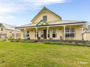 Acreage/Semi-rural Sold - NSW - Candelo - 2550 - COUNTRY COTTAGE IN A RURAL SETTING  (Image 2)