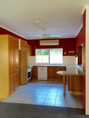 House Leased - QLD - Seaforth - 4741 - LARGE FAMILY HOME CLOSE TO THE OCEAN  (Image 2)