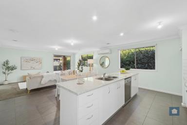 House For Sale - VIC - Colac - 3250 - Relax, Entertain and Enjoy… (Image 2)