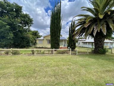 House Leased - QLD - Kingaroy - 4610 - LOVELY CHARACTER HOME  (Image 2)