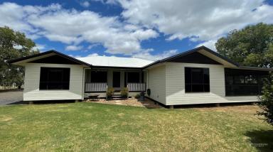 House For Sale - QLD - Dalby - 4405 - THE PERFECT FAMILY HOME IN AN EXCEPTIONAL LOCATION  (Image 2)