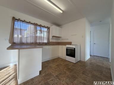 Unit For Lease - QLD - Nanango - 4615 - 2 BEDROOM UNIT IN TOWN (Image 2)