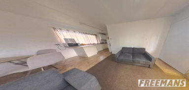 Unit For Lease - QLD - Nanango - 4615 - 2 BEDROOM UNIT IN TOWN  (Image 2)