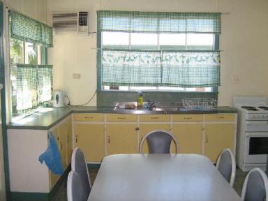Flat Leased - QLD - Ingham - 4850 - Fully Furnished Flat - Out of Known Flood !  (Image 2)