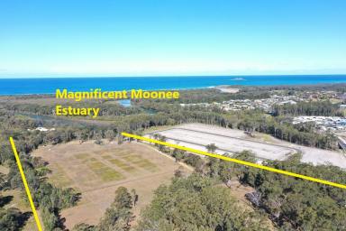 Residential Block For Sale - NSW - Moonee Beach - 2450 - Create Your Personal Paradise – Look No Further!  (Image 2)