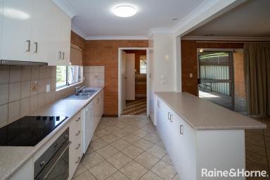 Townhouse For Lease - NSW - Wagga Wagga - 2650 - CENTRAL LIVING ON GURWOOD  (Image 2)