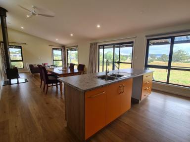 House For Lease - TAS - Deloraine - 7304 - IMMACULATE, MODERN AND WELL PRESENTED HOME  (Image 2)