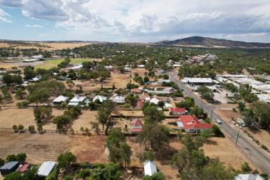 Residential Block Sold - WA - York - 6302 - Superb 6682m2 (1.65acres) In Town  (Image 2)