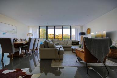 Apartment Sold - NSW - Rouse Hill - 2155 - CONVENIENCE WITH A BREATHTAKING VIEW!!  (Image 2)