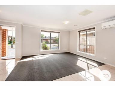 House For Lease - NSW - North Albury - 2640 - FAMILY HOME IN QUIET COURT!  (Image 2)