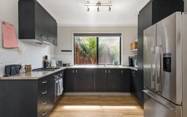 House Leased - VIC - Golden Square - 3555 - A hidden gem tucked away in Golden Square  (Image 2)