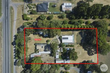 House Sold - VIC - Mount Rowan - 3352 - With Small Boarding Cattery  (Image 2)