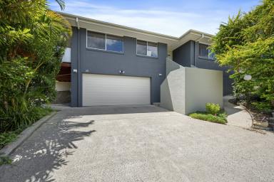 Townhouse Sold - NSW - Coffs Harbour - 2450 - MODERN THREE BEDROOM HOME  (Image 2)