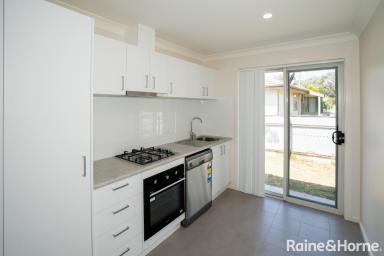 House Leased - NSW - Ashmont - 2650 - Brand New Duplex  (Image 2)