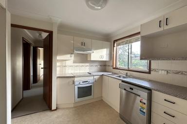 House For Lease - NSW - Raymond Terrace - 2324 - 3 BEDROOM HOME IN CUL-DE-SAC  (Image 2)