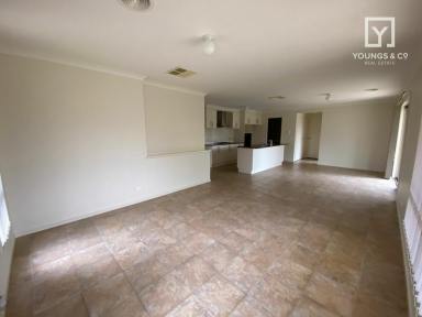 House Sold - VIC - Shepparton - 3630 - GREAT LOCATION- CLOSE PROXIMITY TO THE GOLF CLUB  (Image 2)