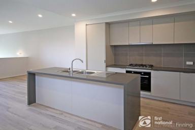 House For Lease - VIC - Clyde - 3978 - TOWNHOUSE - ELISTON ESTATE CLYDE  (Image 2)