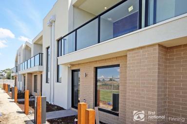 House For Lease - VIC - Clyde - 3978 - TOWNHOUSE - ELISTON ESTATE CLYDE  (Image 2)