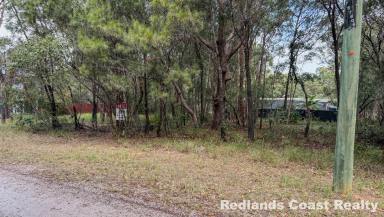 Residential Block For Sale - QLD - Russell Island - 4184 - 526m2 Block  (Image 2)