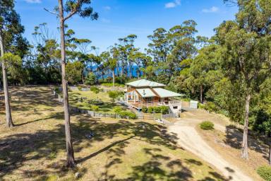 House For Sale - TAS - Eaglehawk Neck - 7179 - Private Sanctuary adjoining the dramatic and rugged beauty of Tasman Sea Cliffs along the picturesque East Coast of Tasmania.  (Image 2)