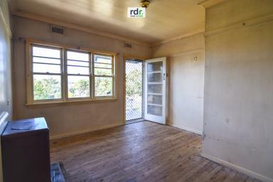 House Sold - NSW - Inverell - 2360 - RENOVATOR'S SPECIAL  (Image 2)