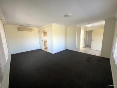 House Leased - QLD - Brassall - 4305 - Beautiful Family Home for Rent in Brassall  (Image 2)