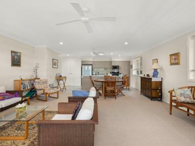 House Sold - NSW - Old Bar - 2430 - THE SIZE WILL SUPRISE  (Image 2)