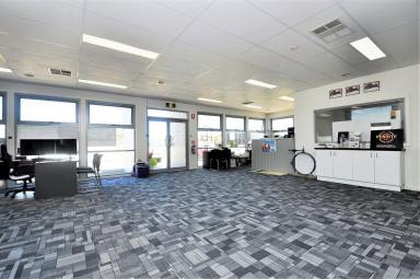 Office(s) Sold - VIC - East Bendigo - 3550 - MODERN OFFICE / WAREHOUSE COMPLEX  (Image 2)