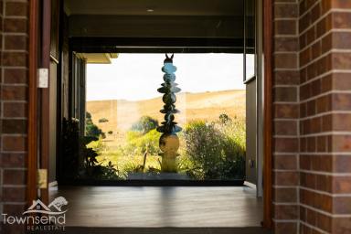 House For Sale - NSW - Blayney - 2799 - Magnificent Home With Breathtaking Views  (Image 2)