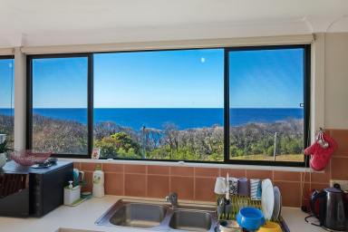 House For Sale - NSW - Tathra - 2550 - DEVELOPERS/LUXURY HOME BUILDERS TAKE NOTE  (Image 2)