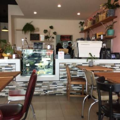 Business For Sale - VIC - Sunshine - 3020 - CAFÉ SUNSHINE & SALAMA TEA - A CAFÉ BY DAY AND LICENCED RESTAURANT BY NIGHT  (Image 2)
