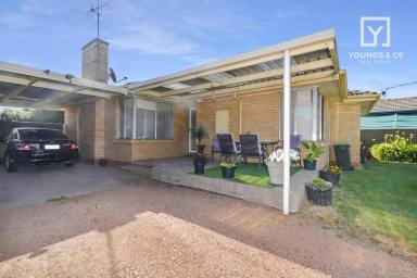 House Sold - VIC - Shepparton - 3630 - POPULAR SOUTH CENTRAL  LOCATION  (Image 2)