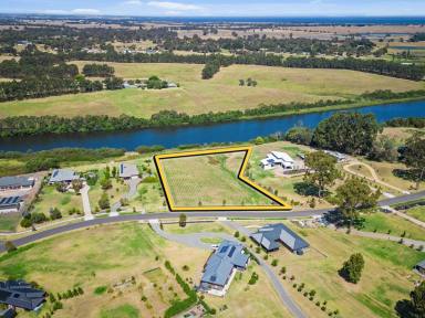 Residential Block For Sale - VIC - Nicholson - 3882 - 2 ACRES OF ABSOLUTE RIVERFRONT  (Image 2)