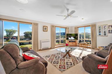 House Sold - TAS - West Ulverstone - 7315 - LOCATION & LIFESTYLE  (Image 2)
