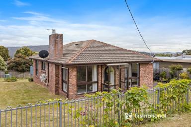 House Leased - TAS - Kingston - 7050 - Centrally Located Family Home  (Image 2)