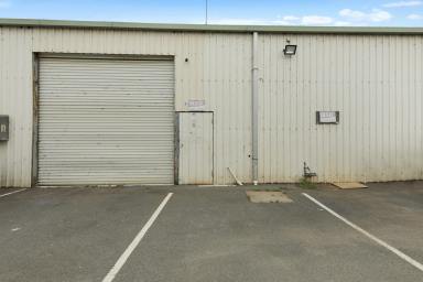 Industrial/Warehouse Leased - VIC - Warragul - 3820 - FOR LEASE- 200m2 Factory Industrial - Queen Street Warragul  (Image 2)