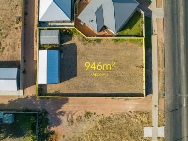 Residential Block Sold - NSW - Gol Gol - 2738 - Prime Location, shedding already constructed!  (Image 2)