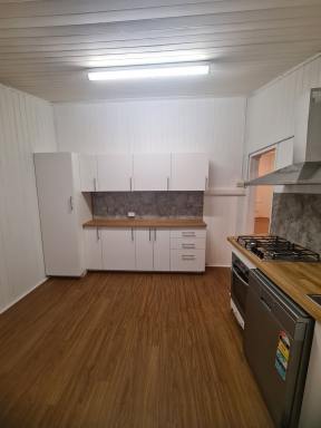 House Leased - QLD - Kelvin Grove - 4059 - Newly renovated cottage house  (Image 2)
