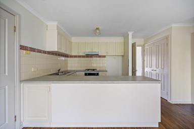 Unit Leased - VIC - Wendouree - 3355 - Newly renovated 2-bedroom townhouse in desirable location Wendouree!  (Image 2)