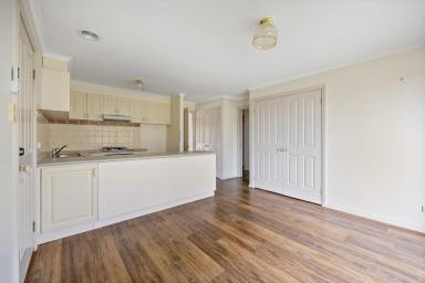 Unit Leased - VIC - Wendouree - 3355 - Newly renovated 2-bedroom townhouse in desirable location Wendouree!  (Image 2)