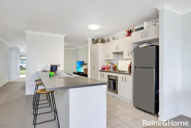 Duplex/Semi-detached For Lease - NSW - Sussex Inlet - 2540 - 2 Peacehaven Way  (Image 2)