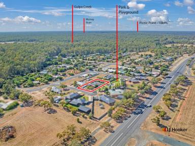 House Sold - NSW - Mathoura - 2710 - Perfectly positioned in great location  (Image 2)