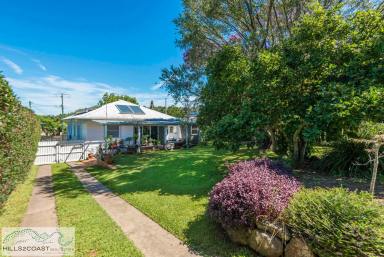 House For Sale - NSW - East Lismore - 2480 - Family Home, Large Block, Desirable Street & Surrounds  (Image 2)