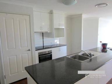 House For Sale - QLD - Dalby - 4405 - MODERN FAMILY RESIDENCE OR QUALITY INVESTMENT PROPERTY  (Image 2)