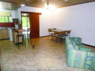 Flat Leased - QLD - Trebonne - 4850 - FURNISHED UNIT IN QUIET PEACEFUL COUNTRY AREA  (Image 2)