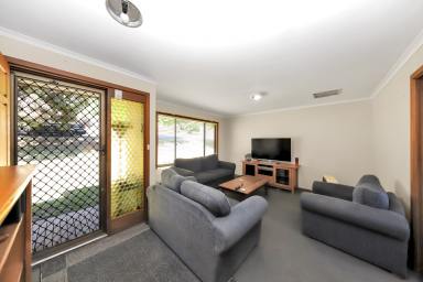 House Leased - NSW - Batlow - 2730 - Family home  (Image 2)
