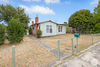 House Sold - VIC - Wendouree - 3355 - Renovate or Develop Further  (Image 2)